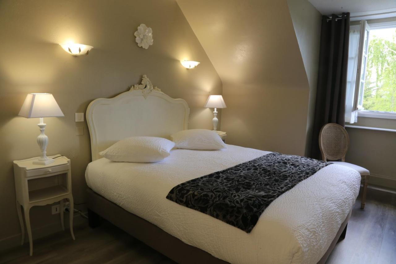 Hostellerie La Bruyere Chalvignac Bagian luar foto